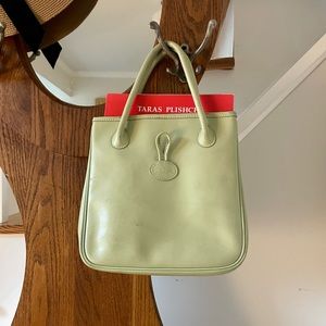 Vintage longchamp leather hand bag.